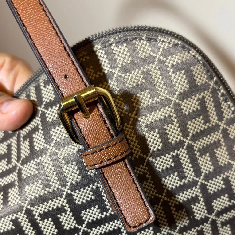 Tommy Hilfiger Signature Pattern Satchel